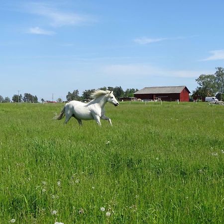 Broby Bed & Breakfast Nyköping Eksteriør billede