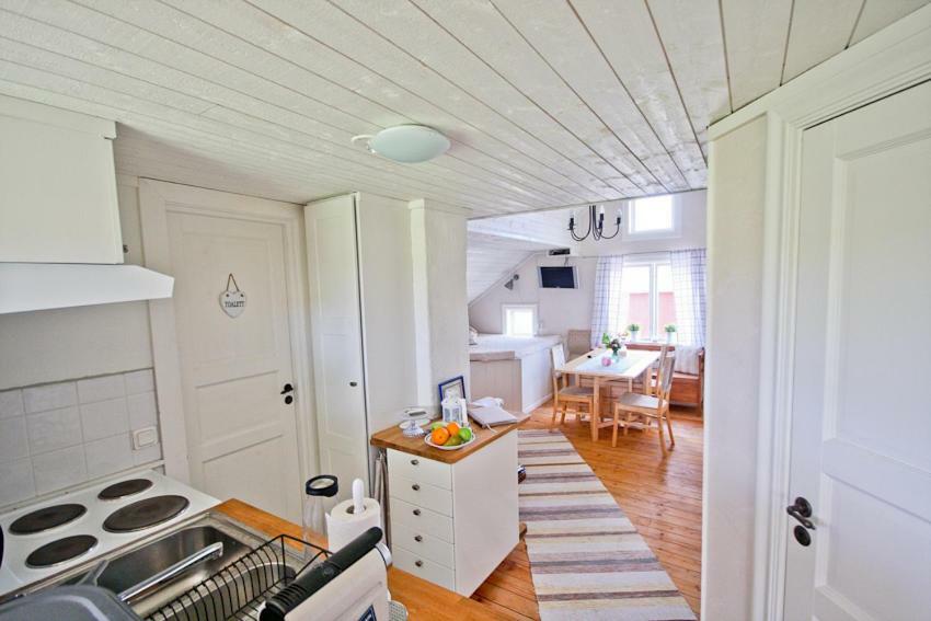 Broby Bed & Breakfast Nyköping Eksteriør billede